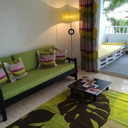 Apartment Green *